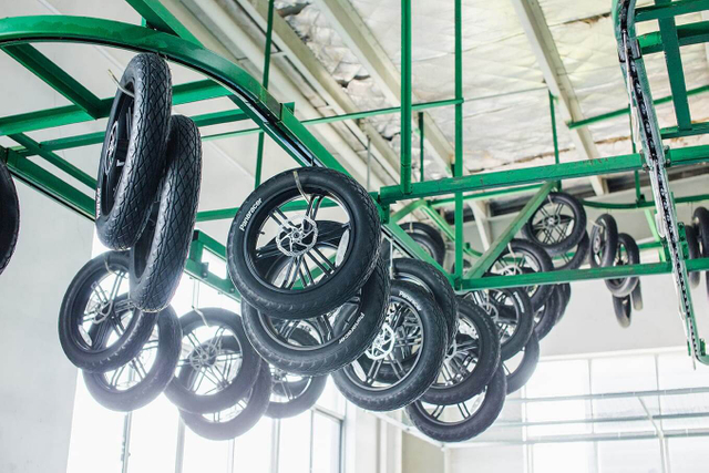 Finished tire suspension system for electric vehicles, showcasing advanced Linbo Transportation Tech manufacturing.